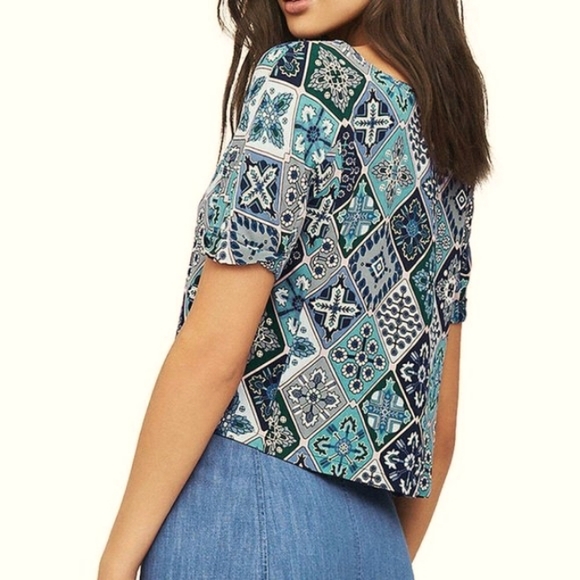 TIGERLILY Juju Boho Patchwork Blue Crop Top NWT RRP$130 - Picture 9 of 15